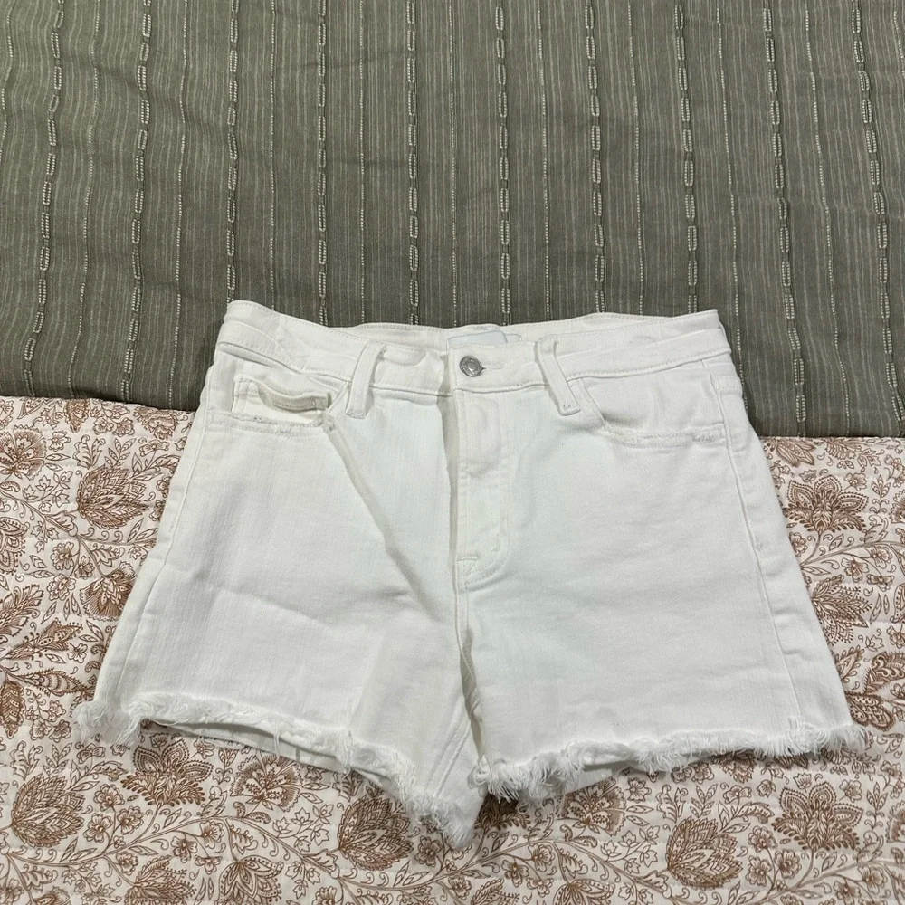 Vervet Women's White Denim Shorts